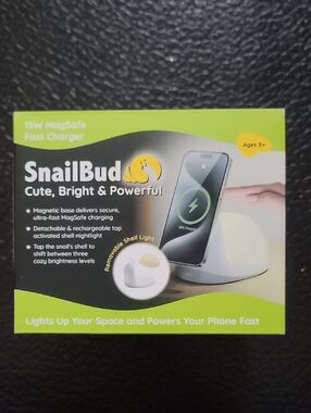 Snailbud White Cute Bright & Powerful 15W MagSafe Fast Charger
